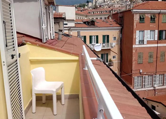 Mansarda アパート